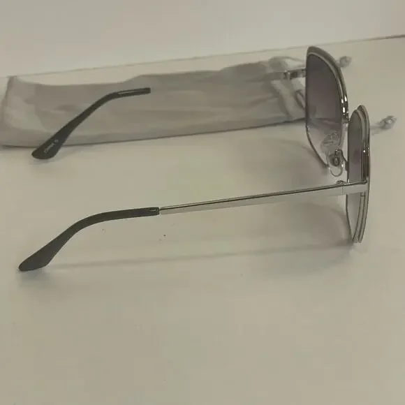 Foster Grant women's aviator-style sunglasses purple ombre lenses with soft case - Picture 3 of 6